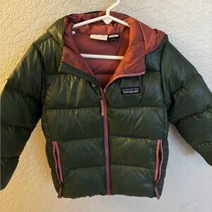 Patagonia Kids Forest Green and Mauve  hi loft down sweater hoody